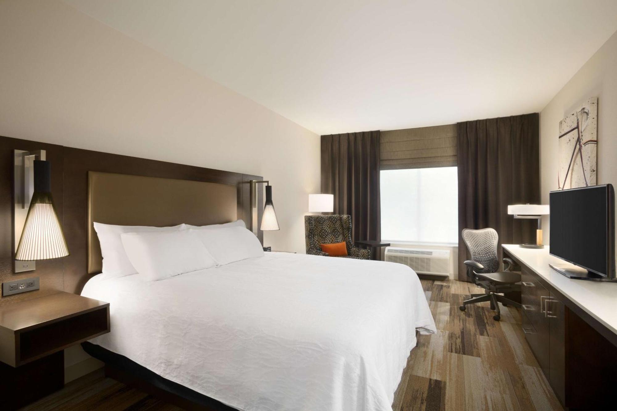 Hilton Garden Inn Downtown Бирмингем Экстерьер фото